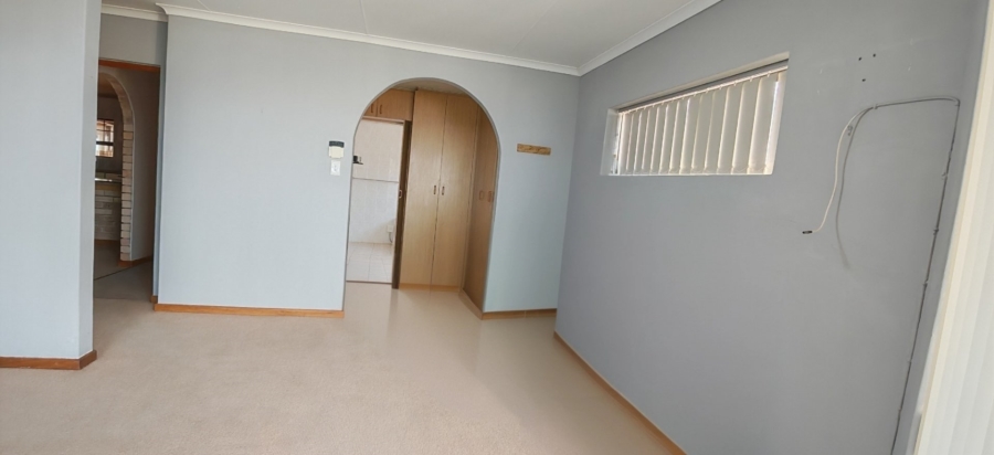 5 Bedroom Property for Sale in Dana Bay Western Cape